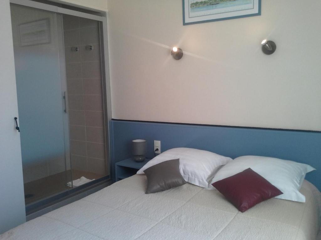 Hotel Kan Avel แซ็ง-ลูแนร์ ภายนอก รูปภาพ