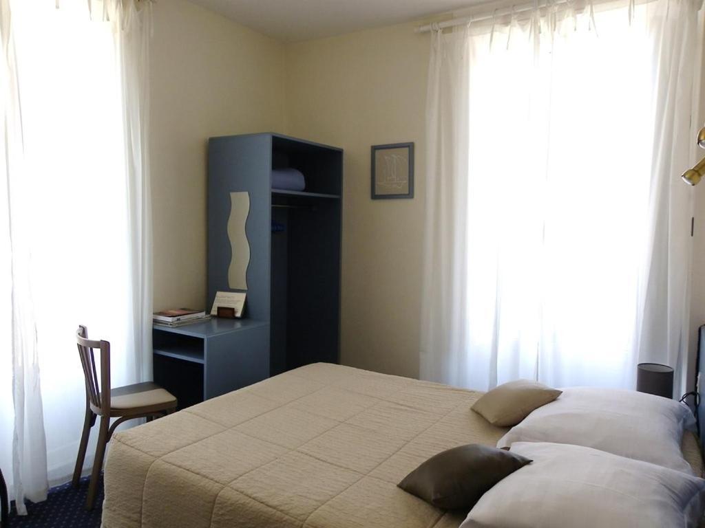 Hotel Kan Avel แซ็ง-ลูแนร์ ภายนอก รูปภาพ